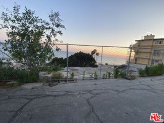 21350 Rambla Vista, Malibu, CA 90265