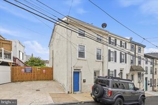 195 CONARROE ST, Philadelphia, PA 19127