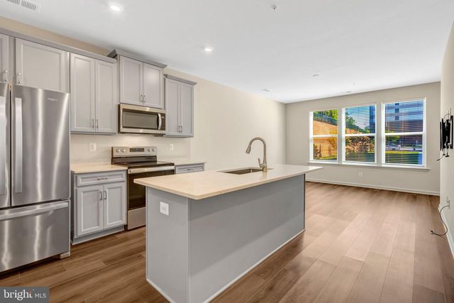 2508 NEABSCO COMMON PL, Woodbridge, VA 22191
