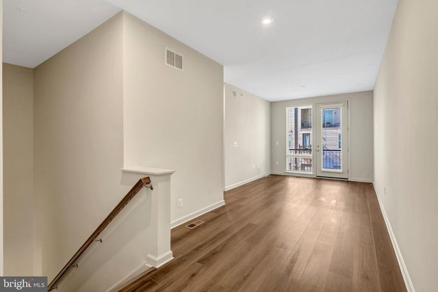 2508 NEABSCO COMMON PL, Woodbridge, VA 22191