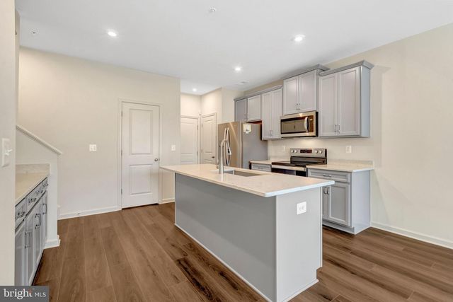 2508 NEABSCO COMMON PL, Woodbridge, VA 22191