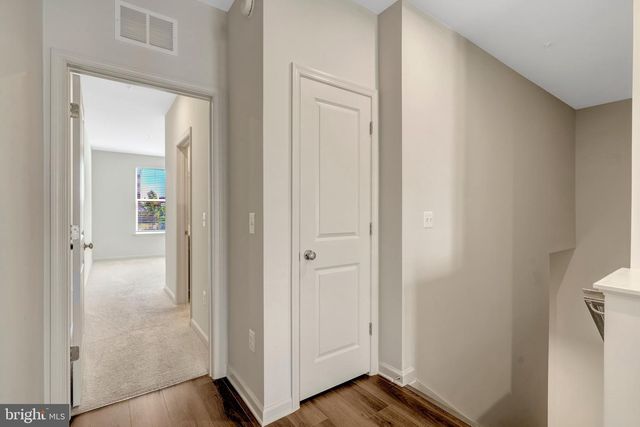 2508 NEABSCO COMMON PL, Woodbridge, VA 22191