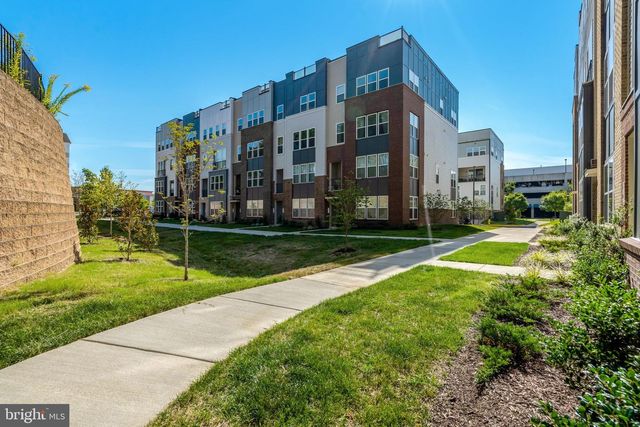 2508 NEABSCO COMMON PL, Woodbridge, VA 22191