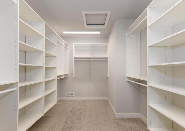 525 Clear Pond Way, Verona, WI 53593