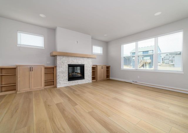 525 Clear Pond Way, Verona, WI 53593