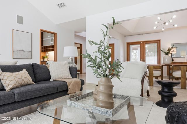 8071 PINE LAKE Road, Jacksonville, FL 32256