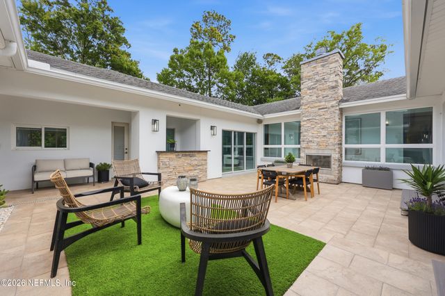 8071 PINE LAKE Road, Jacksonville, FL 32256