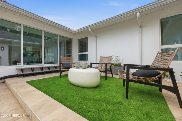 8071 PINE LAKE Road, Jacksonville, FL 32256