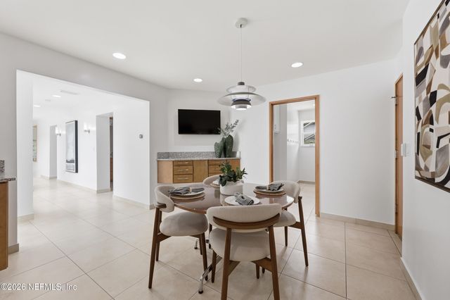 8071 PINE LAKE Road, Jacksonville, FL 32256