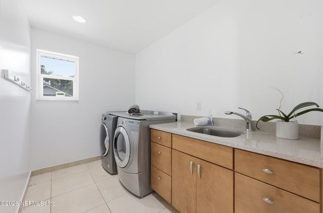 8071 PINE LAKE Road, Jacksonville, FL 32256