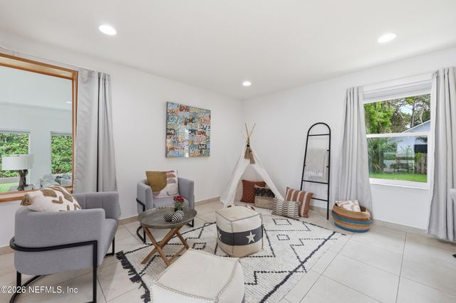 8071 PINE LAKE Road, Jacksonville, FL 32256