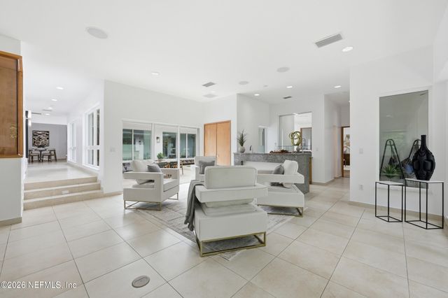 8071 PINE LAKE Road, Jacksonville, FL 32256