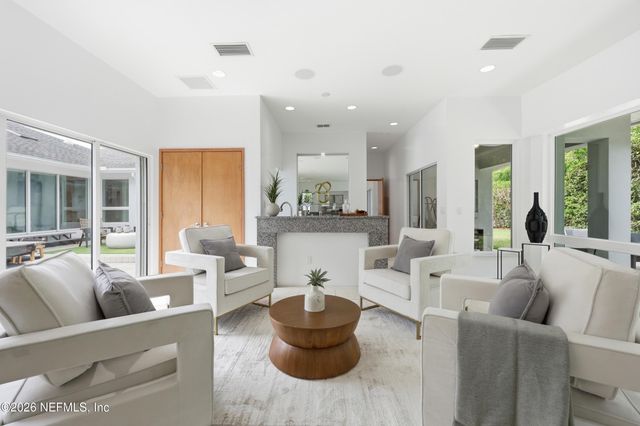 8071 PINE LAKE Road, Jacksonville, FL 32256