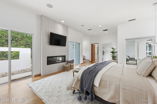 8071 PINE LAKE Road, Jacksonville, FL 32256