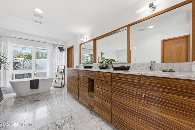 8071 PINE LAKE Road, Jacksonville, FL 32256