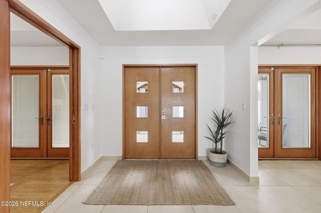 8071 PINE LAKE Road, Jacksonville, FL 32256