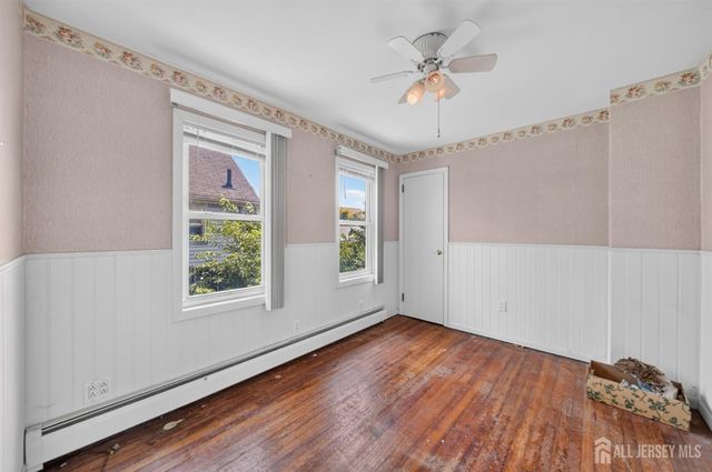 27 Lillian Terrace, Woodbridge Proper, NJ 07095