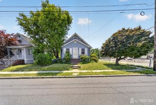 27 Lillian Terrace, Woodbridge Proper, NJ 07095