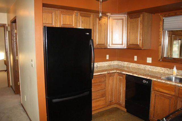 2304 E 10th St, Superior, WI 54880