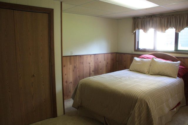 2304 E 10th St, Superior, WI 54880