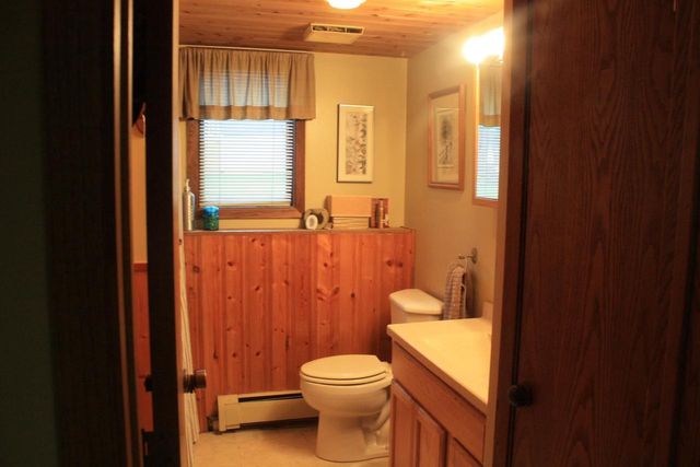 2304 E 10th St, Superior, WI 54880