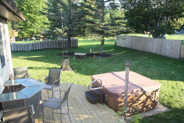 2304 E 10th St, Superior, WI 54880