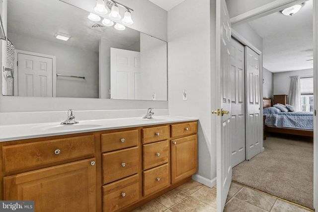 67 S ALPINE DR, York, PA 17408