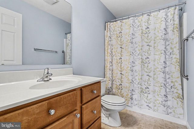 67 S ALPINE DR, York, PA 17408