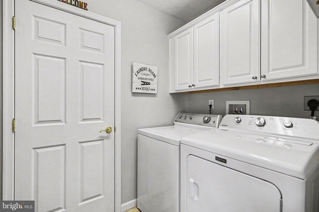 67 S ALPINE DR, York, PA 17408