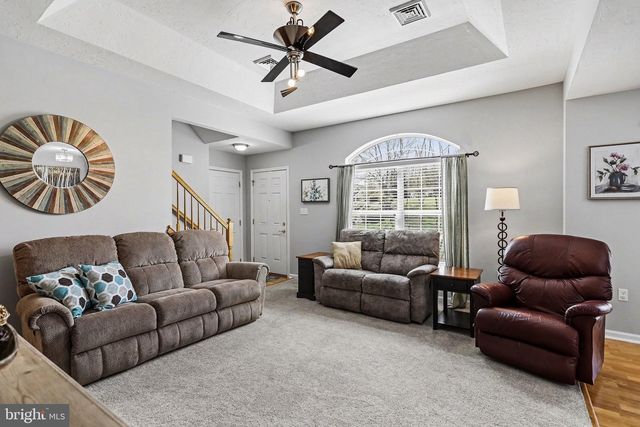 67 S ALPINE DR, York, PA 17408