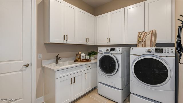 15680 Cassio WAY, Naples, FL 34114