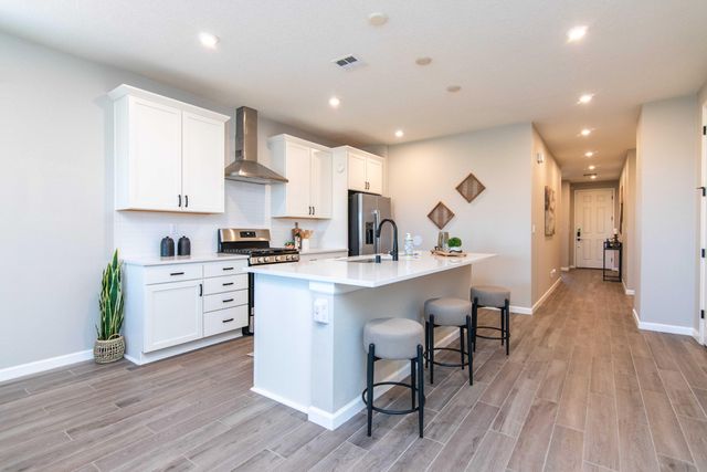 3305 Wolf Tail Loop NE, Rio Rancho, NM 87144