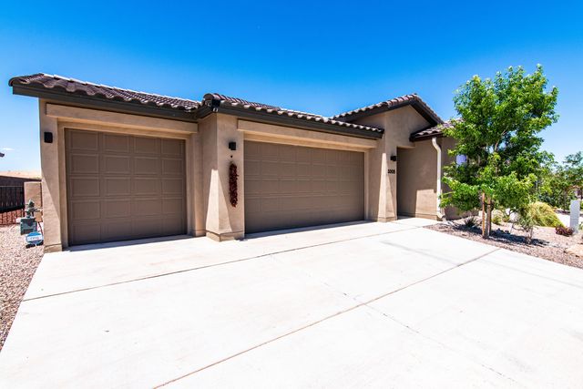 3305 Wolf Tail Loop NE, Rio Rancho, NM 87144