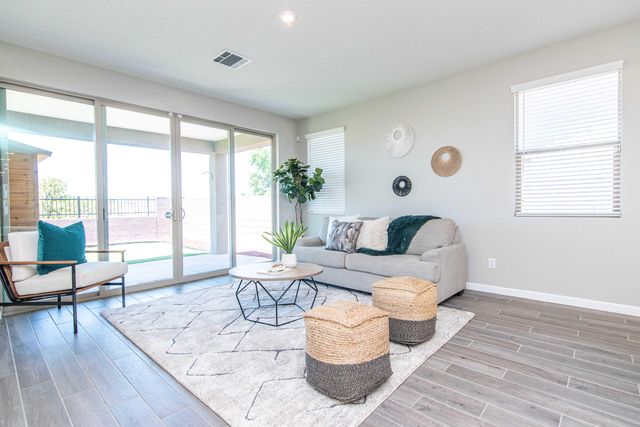 3305 Wolf Tail Loop NE, Rio Rancho, NM 87144