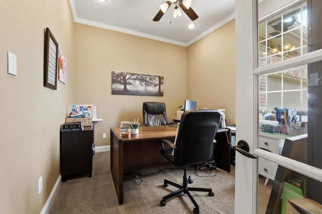 603 E Saunders Street, Trenton, TX 75490