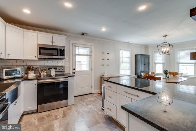 333 E OAK ST, Palmyra, PA 17078