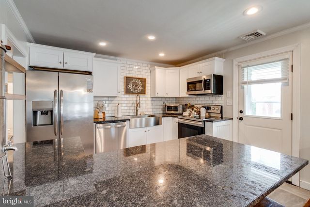 333 E OAK ST, Palmyra, PA 17078