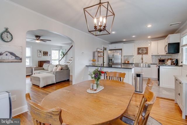 333 E OAK ST, Palmyra, PA 17078