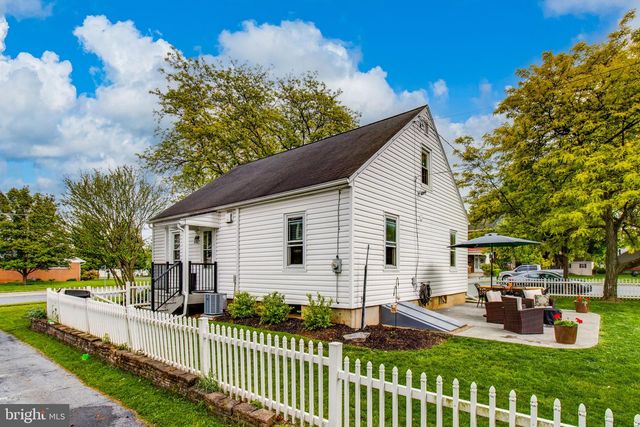 333 E OAK ST, Palmyra, PA 17078