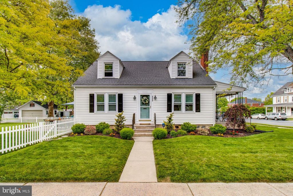 333 E OAK ST, Palmyra, PA 17078