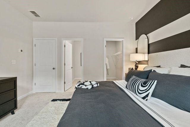625 Oak Bluff Drive, Cumming, GA 30040