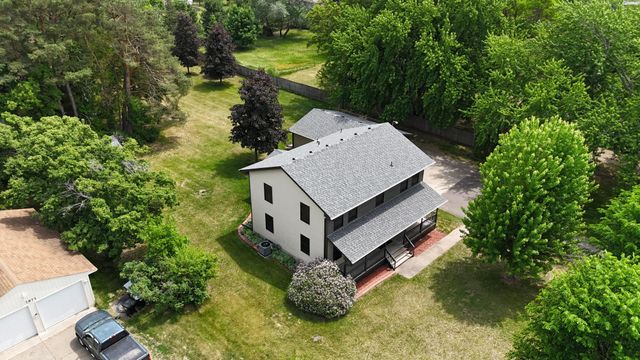 7953 Woodlawn Drive, Mounds View, MN 55112