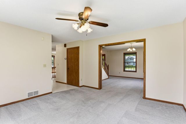 7953 Woodlawn Drive, Mounds View, MN 55112