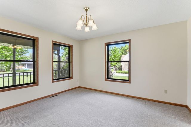 7953 Woodlawn Drive, Mounds View, MN 55112