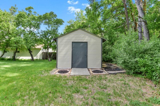 7953 Woodlawn Drive, Mounds View, MN 55112