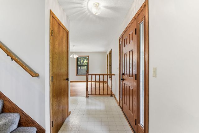 7953 Woodlawn Drive, Mounds View, MN 55112