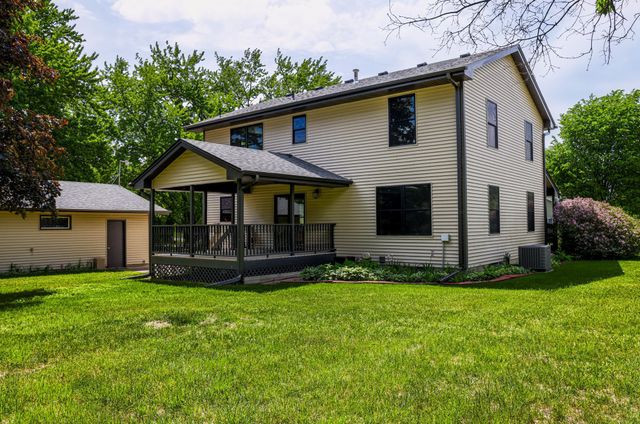7953 Woodlawn Drive, Mounds View, MN 55112