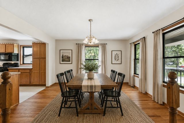7953 Woodlawn Drive, Mounds View, MN 55112