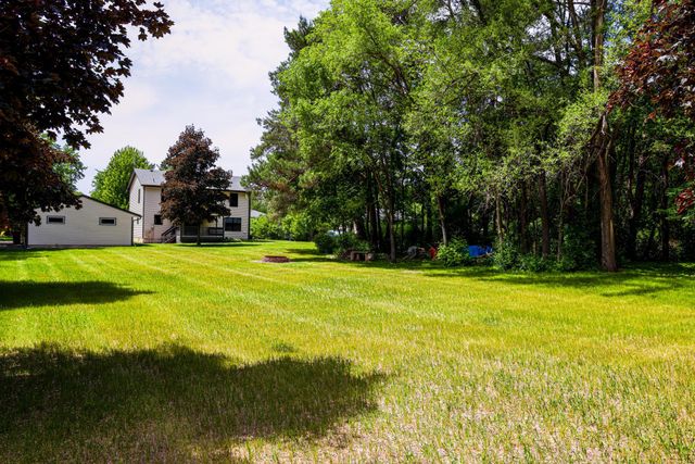 7953 Woodlawn Drive, Mounds View, MN 55112