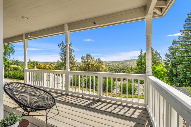 4029 Schelin Ct, Cameron Park, CA 95682